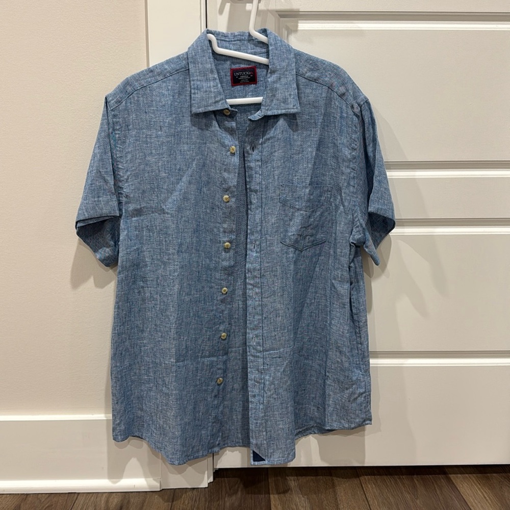 Untuckit blue linen polo